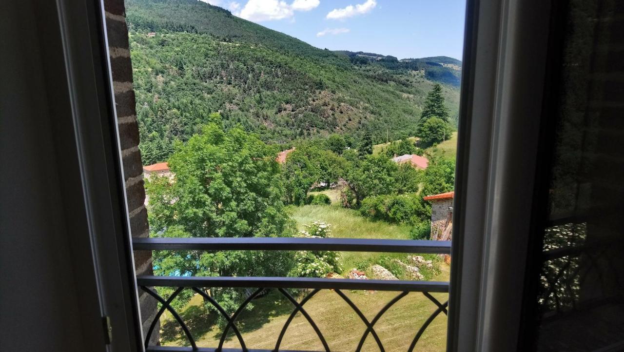 Chambre Privee Chez L'Habitant Saint-Julien-Vocance Екстер'єр фото